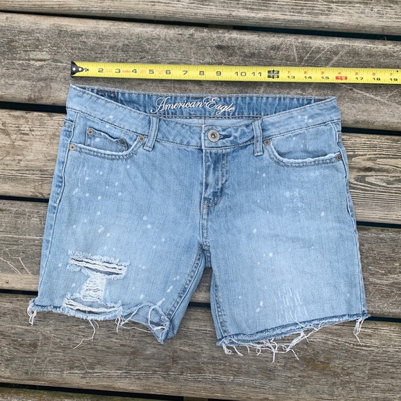 American Eagle Distressed Jean shorts - Picture 7 of 8